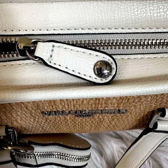 NWT Karl Lagerfeld Paris Sables Trendy‎ Cottagecore Style Crossbody Bucket Bag - Picture 5 of 7